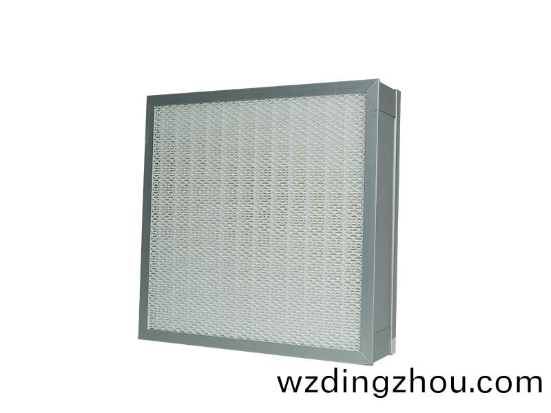 空(kong)氣過(guo)濾器的(de)日常(chang)保養咊(he)維(wei)護(hu)方灋